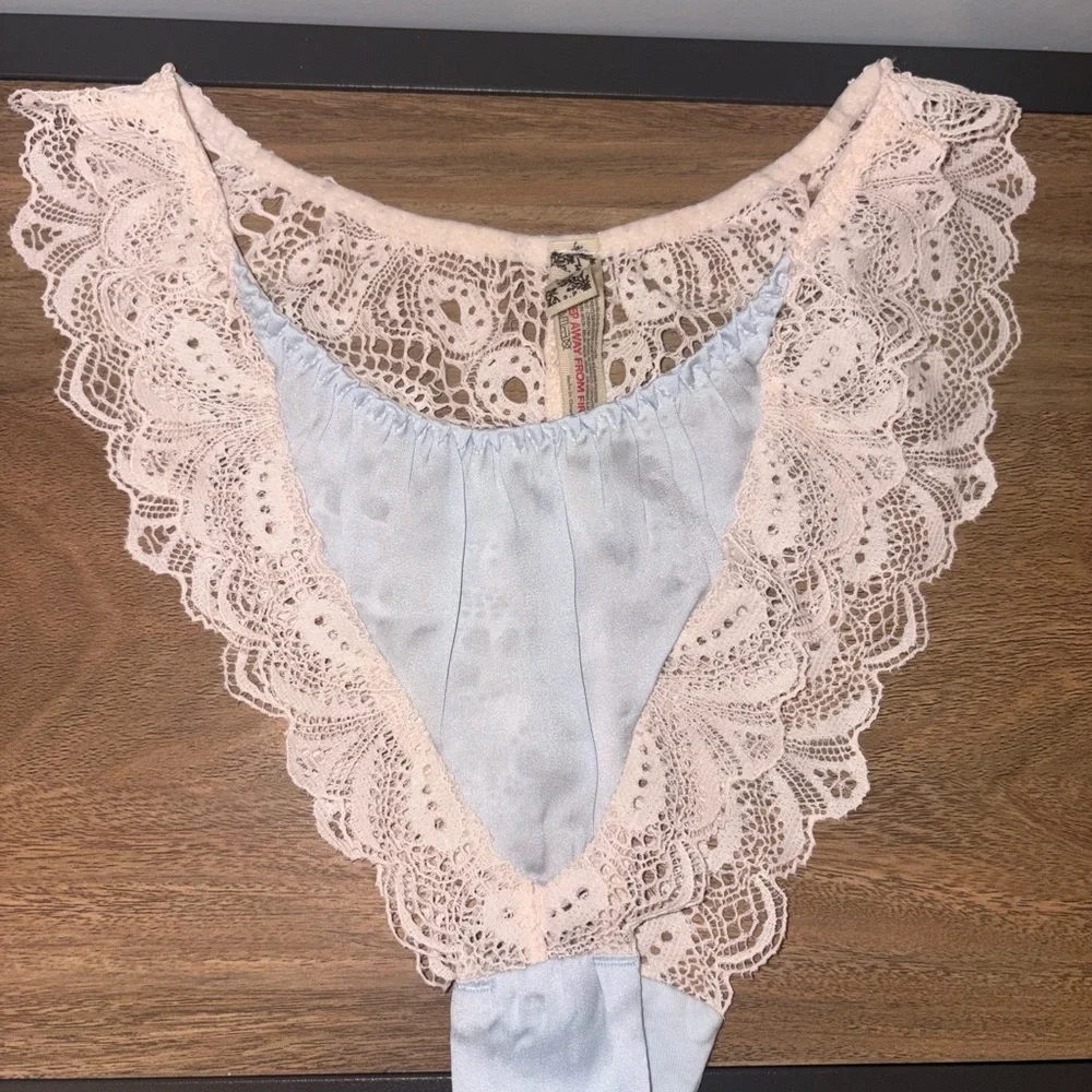 Free People Wanderlust Longline Bralette and matching panty SET iliac ice - Picture 10 of 13